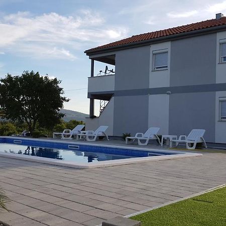 Apartments Zanic With Private Swimming Pool And Sea View Starigrad Paklenica Luaran gambar
