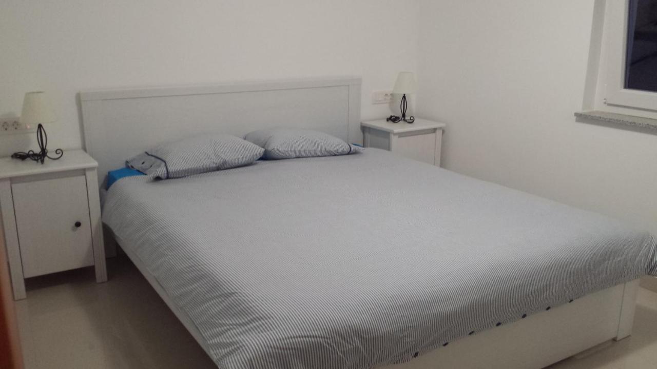 Apartments Zanic With Private Swimming Pool And Sea View Starigrad Paklenica Luaran gambar