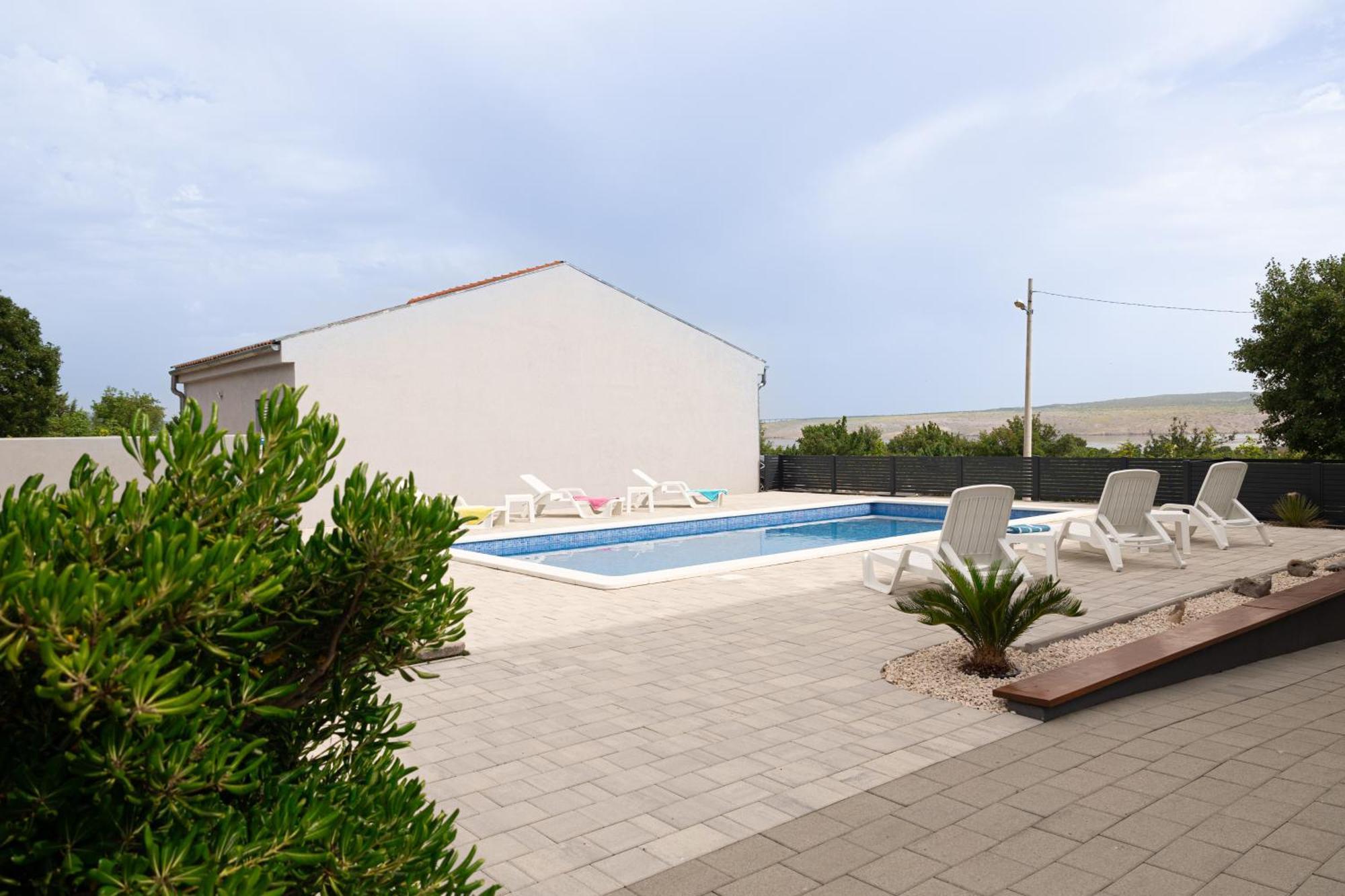 Apartments Zanic With Private Swimming Pool And Sea View Starigrad Paklenica Luaran gambar